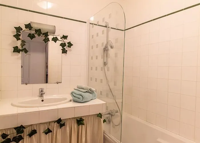 Familial Avec Parc, Près Des Vignobles, à 30 Min D’angers - Confort Et Cadre Raffiné. - Fr-1-622-34 *